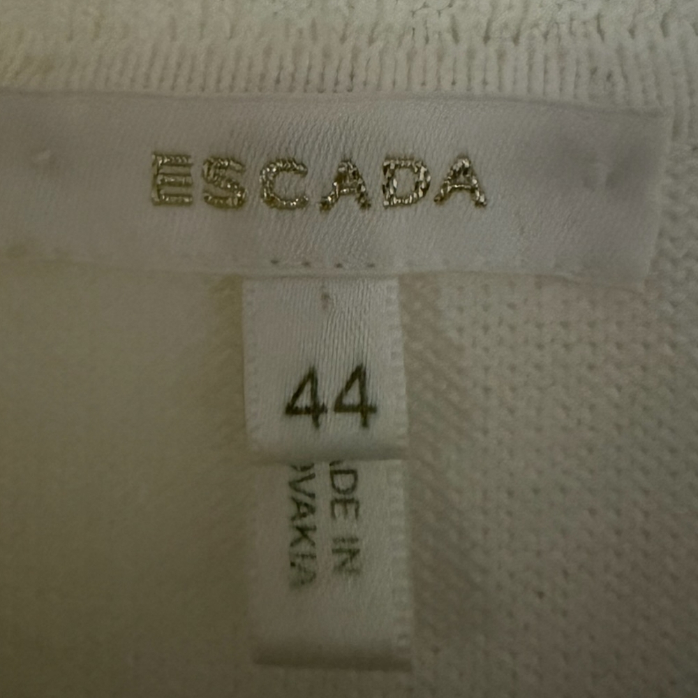 Escada / White and Navy Zip-Up - Picture 4 of 5